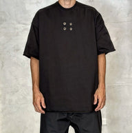 T-SHIRT CON OCCHIELLI OVERSIZE - DAMN STUDIOS - ART. DAMN13 - COL. NERO