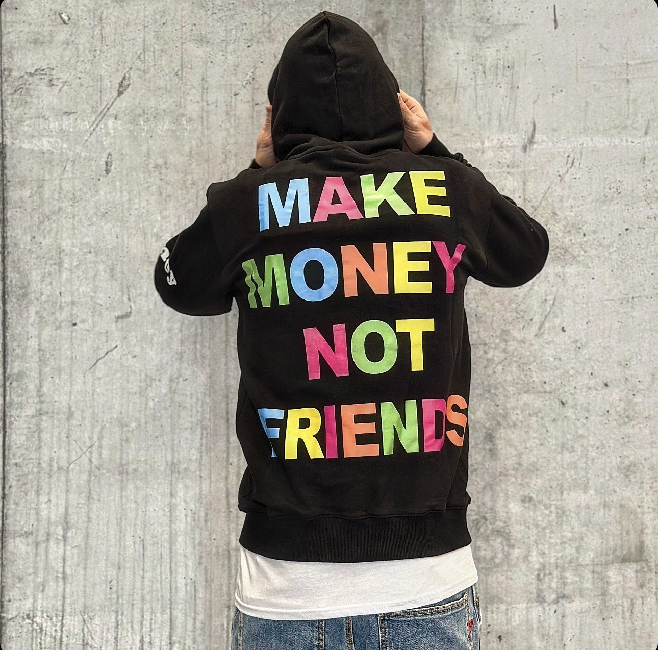 FELPA CON CAPPUCCIO + PATCH ST. FIORI - MAKE MONEY NOT FRIENDS - *ART. MU3001 - COL. NERO