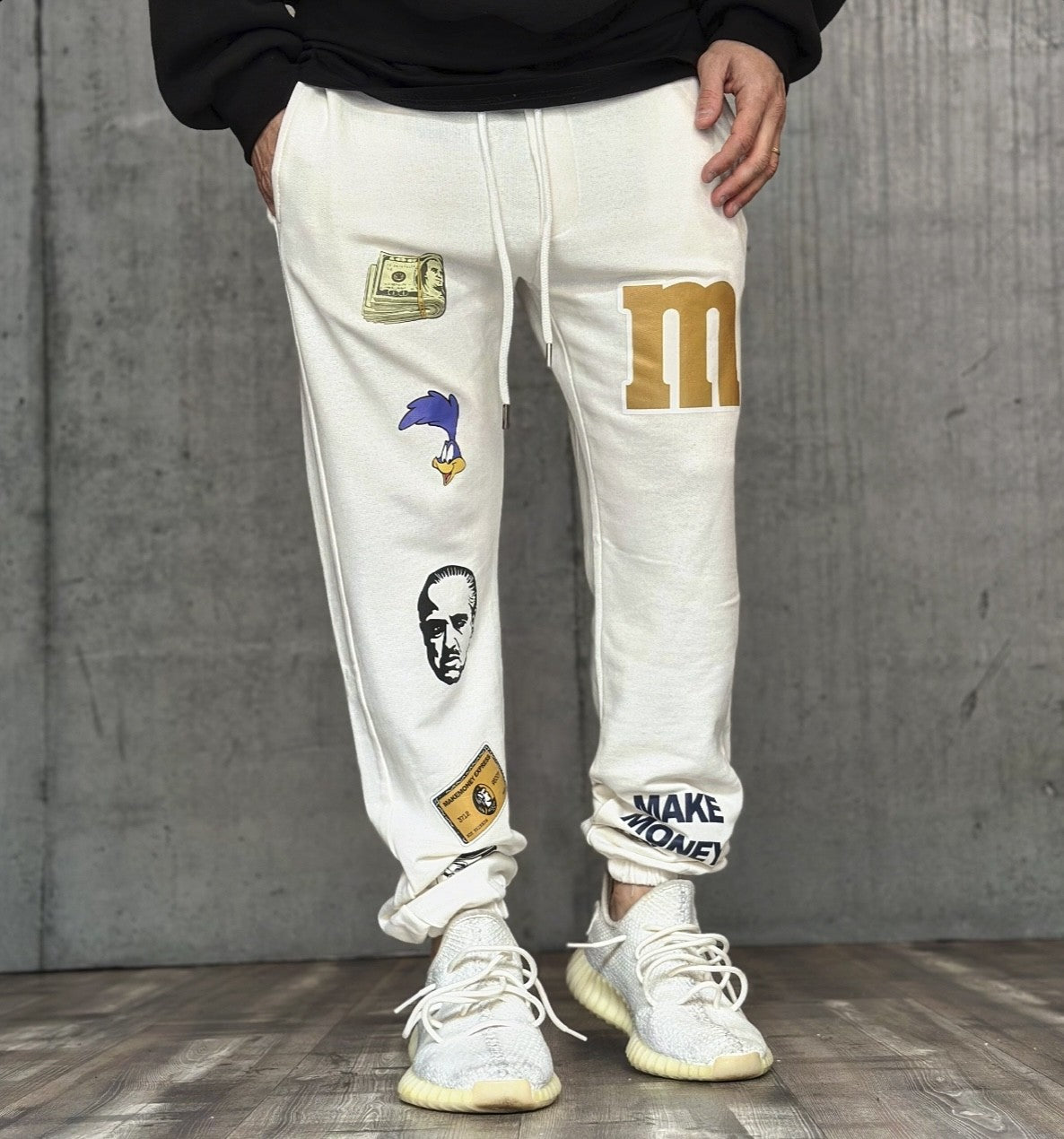 PANTALONE TUTA + ST. M&M - MAKE MONEY NOT FRIENDS - *ART. MU4003 - COL. PANNA