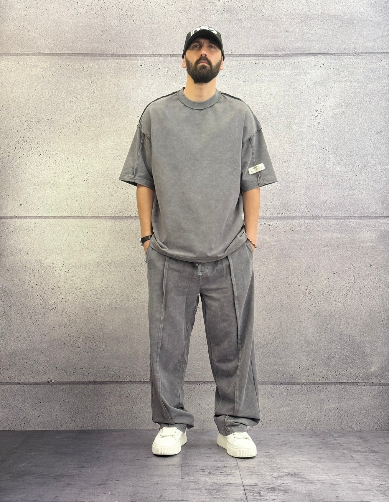 COMPLETO TRACKSUIT T-SHIRT + PANTALONE DI TUTA - ESSENCE OF LIFE - ART. E90 - 02